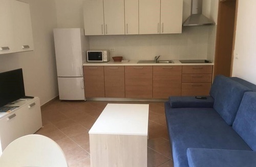 Basanija Apartment | Two bedroom apartment with balcony Bašanija, Umag (A-27429-q)