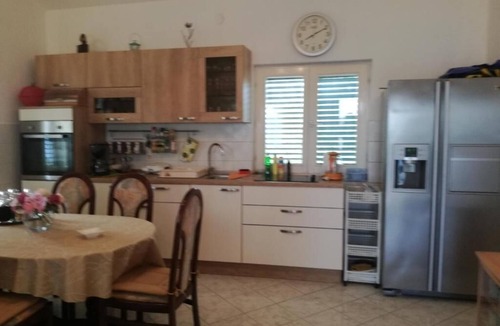 Necujam Apartment | Two bedroom apartment with terrace and sea view Nečujam, Šolta (A-21776-a)