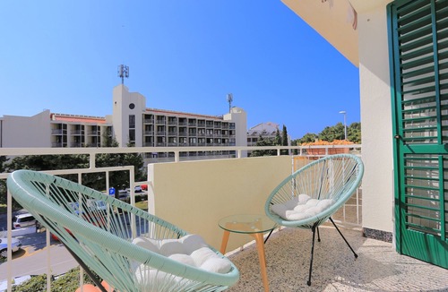 Ratac Apartment | Two bedroom apartment with balcony Makarska (A-13222-a)