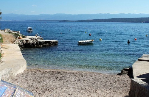 Porat Apartment | Two bedroom apartment with terrace and sea view Porat, Krk (A-19343-a)