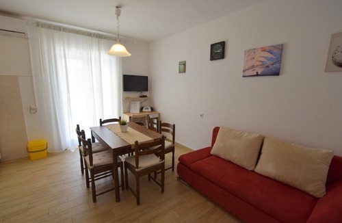 Porat Apartment | Two bedroom apartment with terrace Porat, Krk (A-21904-a)