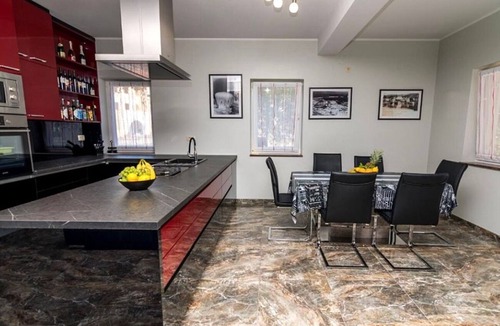 Nerezine Apartment | Two bedroom apartment with terrace and sea view Nerezine, Lošinj (A-11815-c)