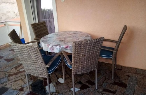 Povljana Apartment | Two bedroom apartment near beach Povljana, Pag (A-7505-c)