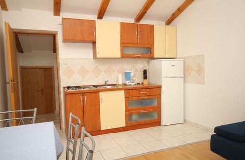 Soline Apartment | Two bedroom apartment with terrace and sea view Cove Soline, Dugi otok (A-448-g)