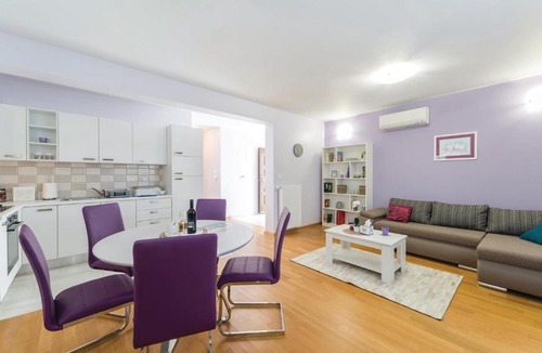 Zadar Apartment | Two-Bedroom Apartment in Zadar