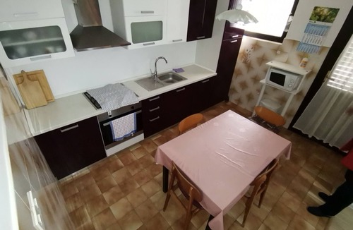 Lukoran Apartment | Two bedroom apartment near beach Lukoran, Ugljan (A-8397-b)