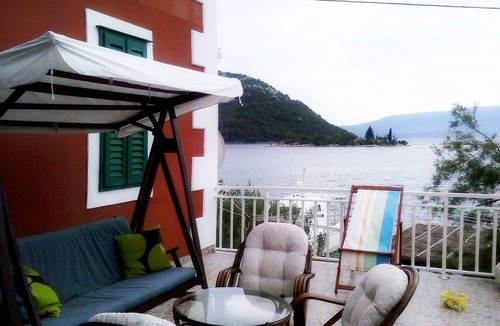 Blace Apartment | Two bedroom apartment near beach Blace, Neretva Delta - Ušće Neretve (A-16068-a)