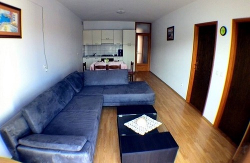 Prizba Apartment | Two bedroom apartment near beach Prižba, Korčula (A-14385-c)