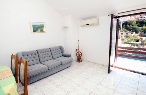 Zavalatica Apartment | Two bedroom apartment near beach Zavalatica, Korčula (A-9285-a)