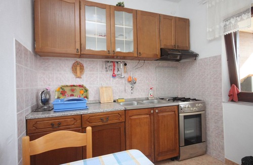 Luka Apartment | Two bedroom apartment near beach Luka, Dugi otok (A-8151-d)
