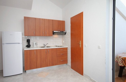 Njivice Apartment | Two bedroom apartment with terrace and sea view Njivice, Krk (A-5458-c)
