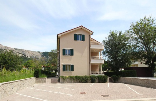 Jurandvor Apartment | Two bedroom apartment with terrace Baška, Krk (A-18845-b)