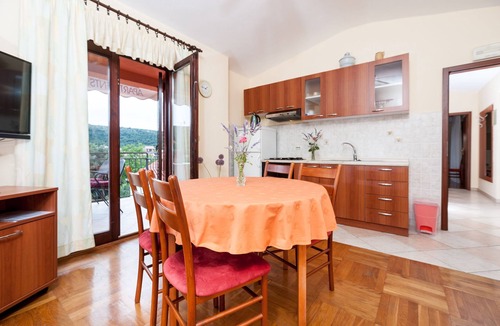 Bozava Apartment | Two bedroom apartment with terrace and sea view Božava, Dugi otok (A-8124-a)