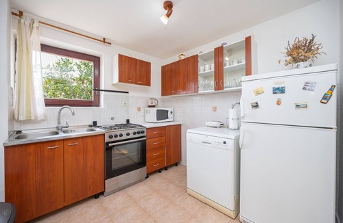 Savar Apartment | Two bedroom apartment with air-conditioning Savar, Dugi otok (A-12762-a)