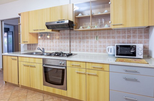 Sveti Martin Apartment | Two bedroom apartment with terrace Buzet, Central Istria - Središnja Istra (A-17562-a)