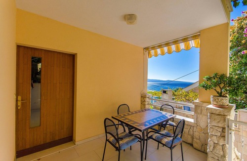 Pisak Apartment | Two bedroom apartment with terrace and sea view Pisak, Omiš (A-2802-b)