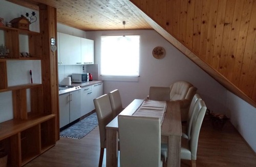 Slunj Apartment | Two Bedroom Apartment with Balcony