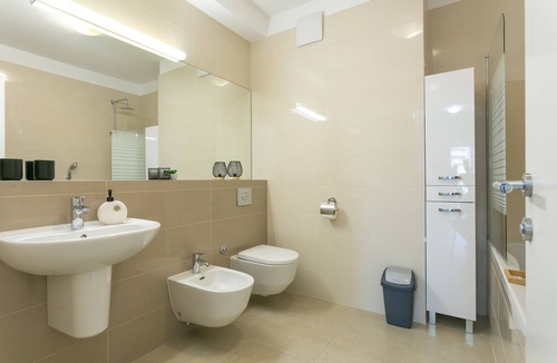 Znjan Apartment | Two bedroom apartment with terrace Split (A-21232-a)