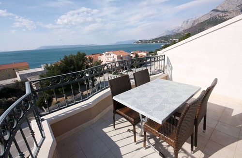 Tucepi Apartment | Two bedroom apartment with balcony and sea view Tučepi (Makarska) (A-3193-b)