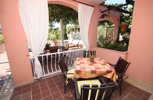 Tucepi Apartment | Two bedroom apartment with terrace Tučepi, Makarska (A-6817-a)