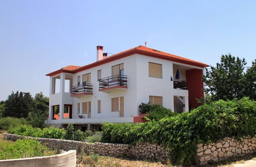 Batalaza Apartment | Two bedroom apartment with terrace Ugljan (A-830-b)
