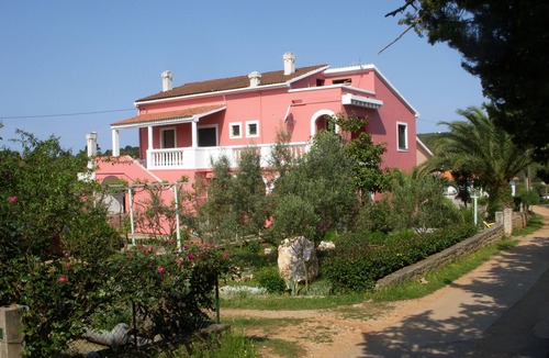 Susica Apartment | Two bedroom apartment with terrace Sušica, Ugljan (A-841-a)