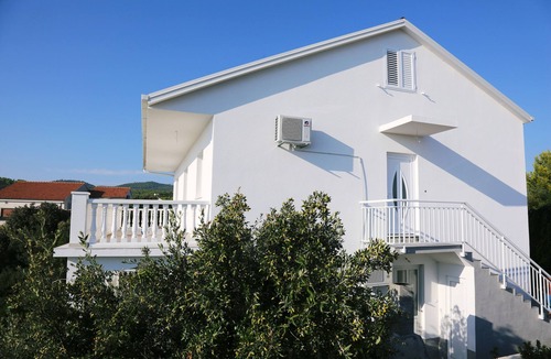 Zavalatica Apartment | Two bedroom apartment with terrace and sea view Zavalatica, Korčula (A-4459-c)