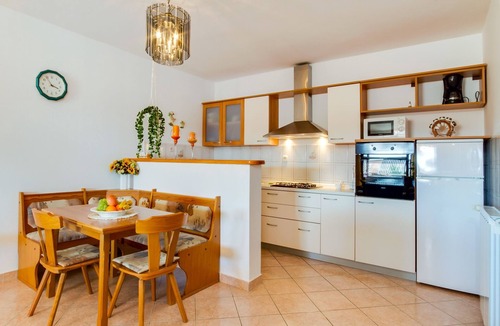 Simuni Apartment | Two bedroom apartment with terrace and sea view Šimuni, Pag (A-4083-a)