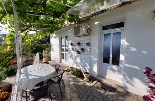 Plat Apartment | Two bedroom apartment with terrace and sea view Plat, Dubrovnik (A-4776-a)