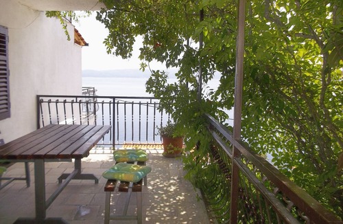 Pisak Apartment | Two bedroom apartment with terrace and sea view Pisak, Omiš (A-1011-d)