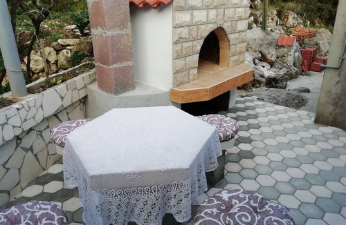 Ston Apartment | Two bedroom apartment with terrace Luka, Pelješac (A-16229-a)