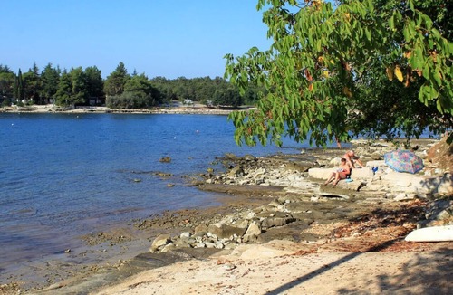 Vardica Apartment | Two bedroom apartment with terrace and sea view Vardica, Umag (A-19805-a)