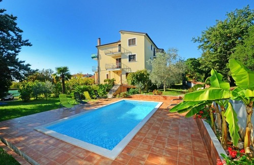 Valica Apartment | Two bedroom apartment with a swimming pool Valica, Umag (A-27199-b)
