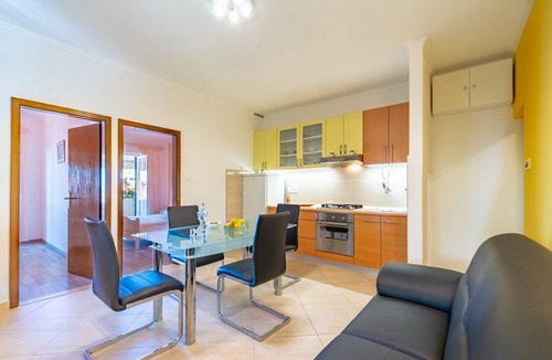 Zavalatica Apartment | Two bedroom apartment with terrace and sea view Zavalatica, Korčula (A-547-a)