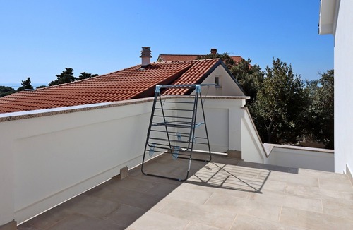 Suha Punta Apartment | Two bedroom apartment with terrace and sea view Suha Punta, Rab (A-17239-b)
