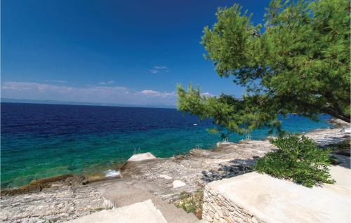 Prigradica House | Two-Bedroom Holiday Home In Prigradica
