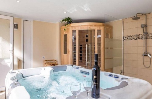 Klana Apartment | Two Bedroom House with Terrace