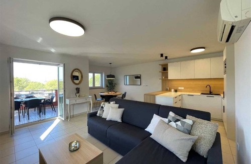 Seca Apartment | Two Bedroom Premium Levant 211 Apartment with Balcony & Sea view