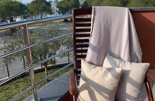 Seca Apartment | Two Bedroom Premium Levant 211 Apartment with Balcony & Sea view