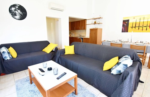Basanija Apartment | Umag Savudrija Vacation Home, near the beach, balcony, Wi-Fi