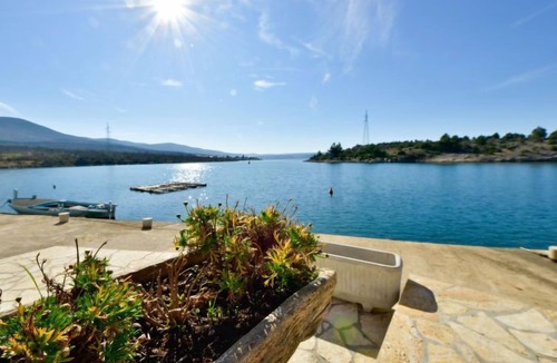 Obrovac House | Vacation home Ana by Interhome