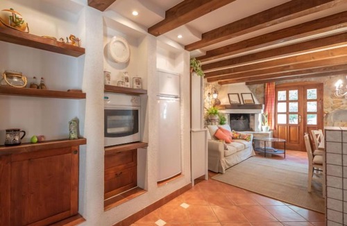 Zagore House | Vacation home Luna by Interhome