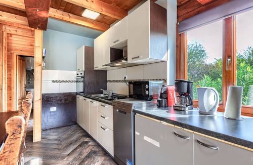 Materada House | Vacation home Minja by Interhome