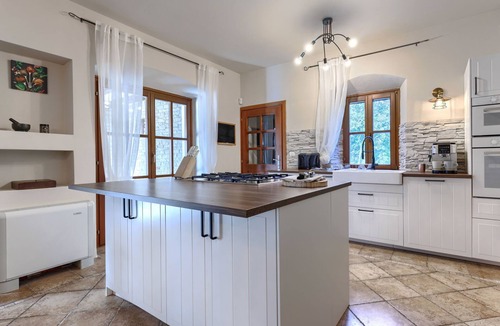 Baderna House | Vacation home Nadua by Interhome