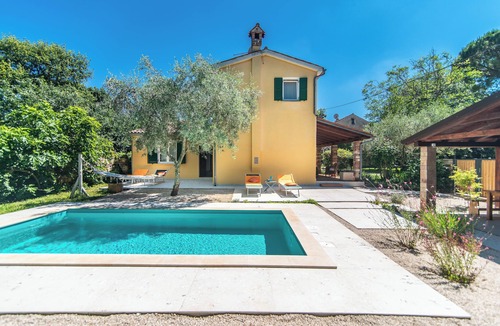 Radini House | Vacation home Peronospora with private pool in a quiet location