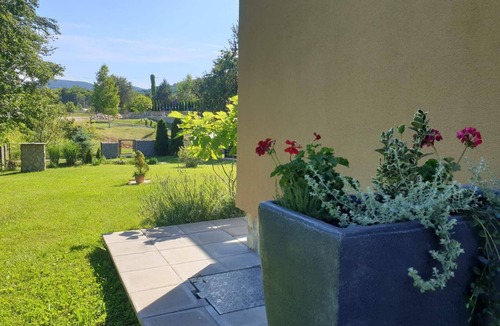 Grabovac House | Vacation home w garden close to Plitvice Lakes