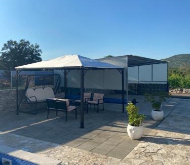 Lecevica House | Vacation house Radosic