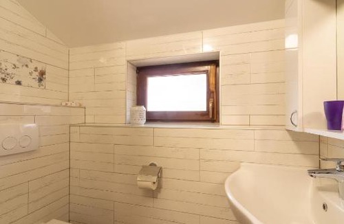 Vrbovec Apartment | VAL HILLS Rural Holiday House