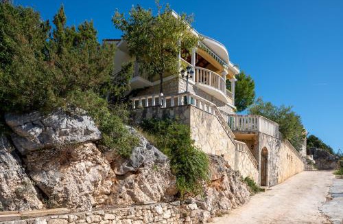 Vinisce Villa | Vese