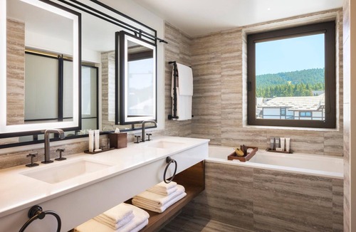 Kopaonik Hotel | Viceroy Kopaonik | Kopaonik Balcony | 2 Units